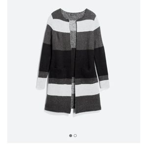 Madison and Lola Ellis colorblock knit jacket